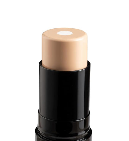 REAL LOVE IN ESSENCE FOUNDATION (23 Natural Beige, 10g)
