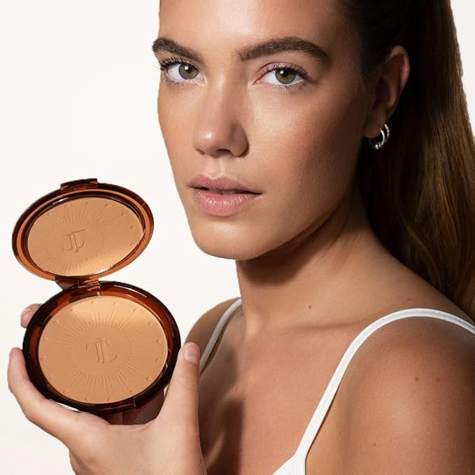 T.LeClerc Sun Powder – Matte Bronzing Powder for a Natural Sun-Kissed Glow | Powdered Sun Look | Enhances Tan & Sculpts Face | Luxury French Makeup (Doré, 17G)