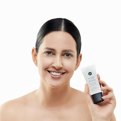 Jerome Alexander My Color 3PC Self Adjusting Full Coverage Foundation Makeup with Kabuki Brush and AirFinish Setting Spray (Medium)