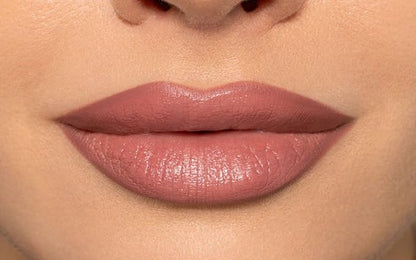 Pupa Milano Vamp! Creamy Duo, 004 Light Rose, 1 Pc - 2 in 1 Lipstick and Lip Pencil - Long Lasting - Lightweight - No-Transfer - Smooth Texture - Highly Pigmented