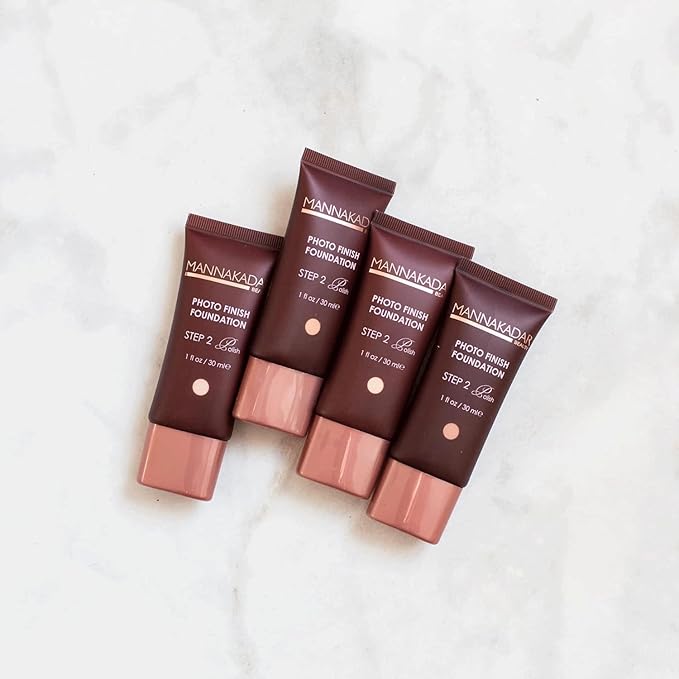 Manna Kadar Beauty C3 Flawless Linen Photo Finish Foundation - Long Lasting, Medium to Full Coverage, Flawless Look, Matte Finish, Water Based, Vitamin E, Antioxidants, Wheat Germ Improves Elasticity