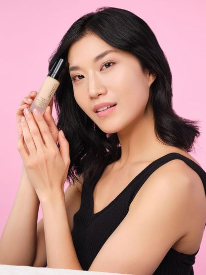 ARTDECO Perfect Teint Foundation - Gentle Ivory N°08 - Lightweight Liquid Formula - Medium to Full Coverage - Without Mask-Like Effect - Conceals Imperfections - Vegan Makeup - Hyaluron - 0.67 Fl Oz