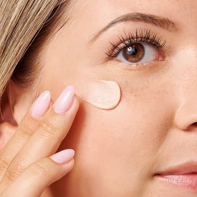 Catrice | True Skin Foundation 07 & The Perfector Poreless Blur Primer Bundle | Full Coverage Makeup | Vegan & Cruelty Free