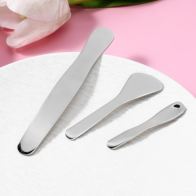 3 Pcs Mini Metal Cosmetic Spatula, Reusable Skin Care Spoon Beauty Scoop Spatula Multi-functional Facial Applicator Tool for Skin Care Creams Eye Cream Essences Beauty Accessories