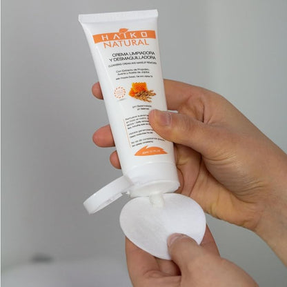 Hydrating Cleansing Cream & Makeup Remover with Propolis (Purifying), Oat (Soothing), & Jojoba Oil (Moisturizing). Non-Greasy, pH Balanced, for All Skin Types - 2.7 fl oz / 80g