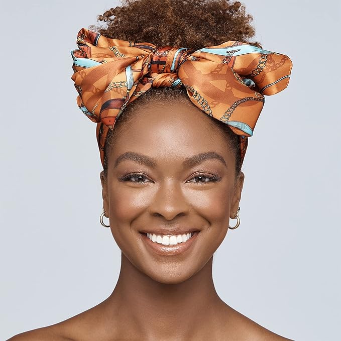 Ruby Kisses 3D Face Creator Cream Foundation & Concealer, 12 Hours Long Lasting, Medium to Full Coverage, Non-Greasy, Ideal for Makeup & Contour Palette (Light)