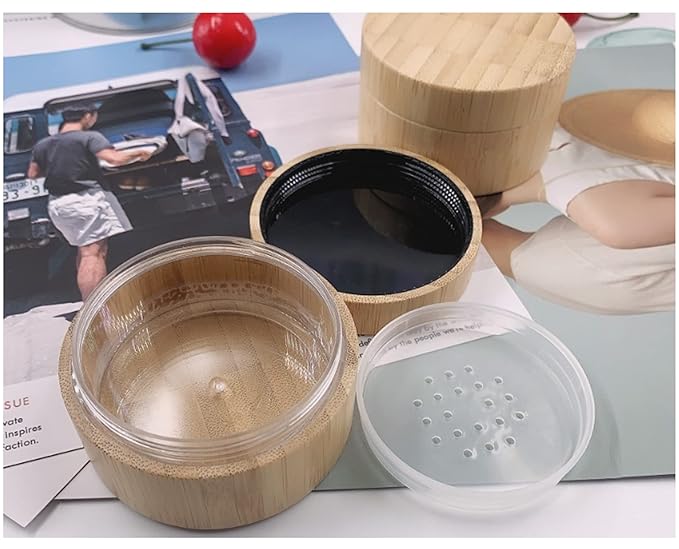 1Pcs 30ml/1Oz Empty Loose Powder Container and 1Pcs Make-Up Powder Brush