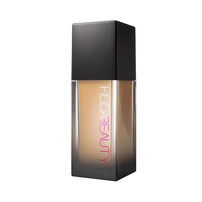 Huda Beauty Faux Filter Foundation in Latte 300N #FauxFilter