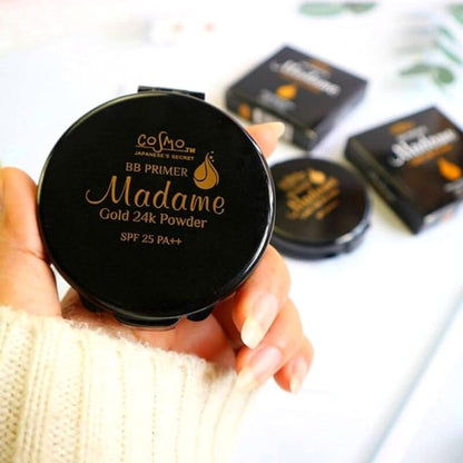 MADAME 12 g. LIGHT Oil Control Face Pressed Powder Compact Foundation, Long Lasting Makeup Oily Skin, Flawless Matte Finish, Controls Face Shine Skin Oil Control Breathable Coverage Lightweight SPF 25