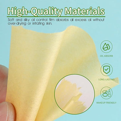 300 Sheets Blotting Paper, HNYYZL Oil Absorbing Sheets for Oily Skin, Oil Control for Face, Makeup Blotting Paper, Natural Oil Absorbing Facial Blotting Sheets for Oily Skin Care (Pack of 3)
