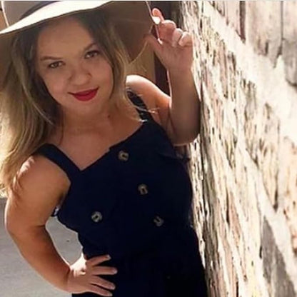 Premium Retro Red Lip Gloss | New Lip Plumping Formula | Perfect Texture, Coverage and Shine | R U Reddy?…