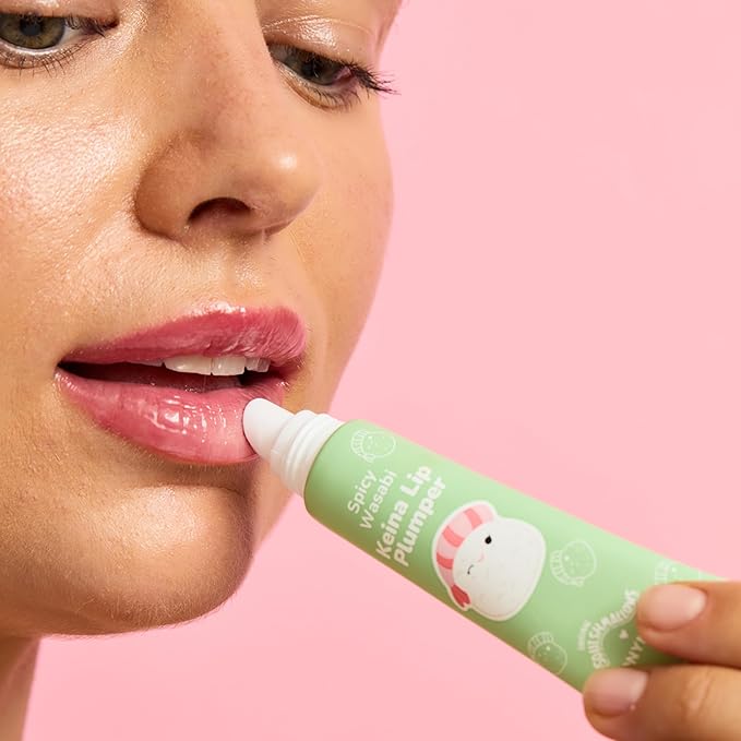 TONYMOLY x Squishmallow Keina Keychain Lip Gloss, Spicey Wasabi Gloss, Sheer Pigmented Glossy Lip Stain, Plumping, Hydrating, Non-Sticky, High Shine Glossy, 11ml