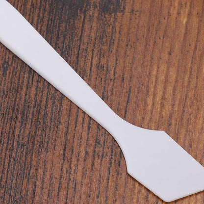 Healifty 100pcs Mini Makeup Cosmetic Spatulas Face Mask Scrapers for Women Comfortable Grip