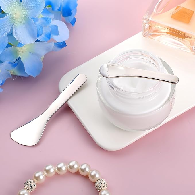 2pcs Mini Metal Cosmetic Spatulas, Reusable Facial Cream Mask Spoon Skincare Spatula Multifunctional Face Mask Applicator Tool for Mixing Sampling Lotions Eye Cream Moisturizers, Silver
