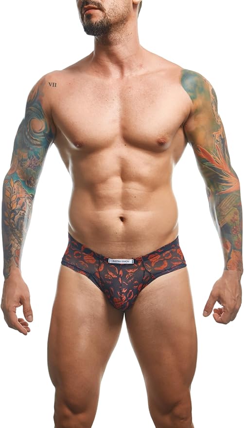 MALEBASICS Justin + Simon Cheek