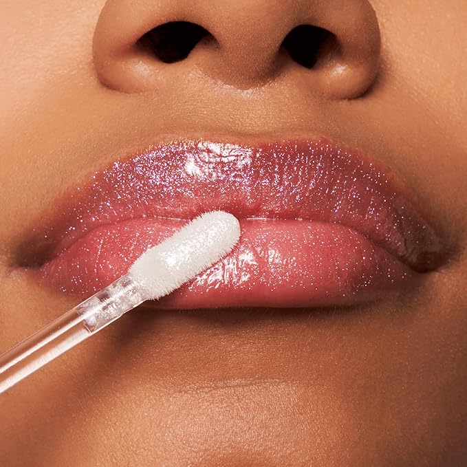 essence | Meta Glow Multi-Reflective Lip Gloss | Iridescent Shimmer, Holographic, Non-Sticky & Comfortable | Vegan & Cruelty Free (01 | Cyber Space)