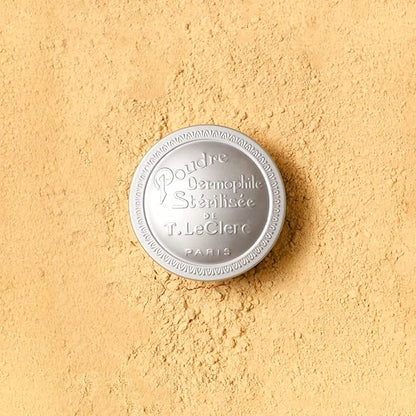 T. LeClerc Loose Facial Powder - Face Makeup Setting Powder Longwear, Blendable Mineral Minimizes Pores & Perfects Skin Tones Blurs Fine Lines Foundation, Concealer, Smoothes, Mattifies (Banane)