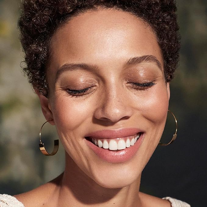 Well People Bio Powder Foundation, Lightweight & Hydrating Foundation For Perfecting & Smoothing Skin, Semi-Matte Finish, Vegan & Cruelty-free, 2W