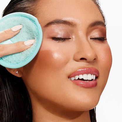 Real Techniques Real Clean Collection Bundle, XL Makeup Removing Wipes, Face Erase Makeup Removing Balm, In-The-Clear Eye Makeup Remover, Reusable Makeup-Removing Pads, Gently Removes Makeup, 4 Items