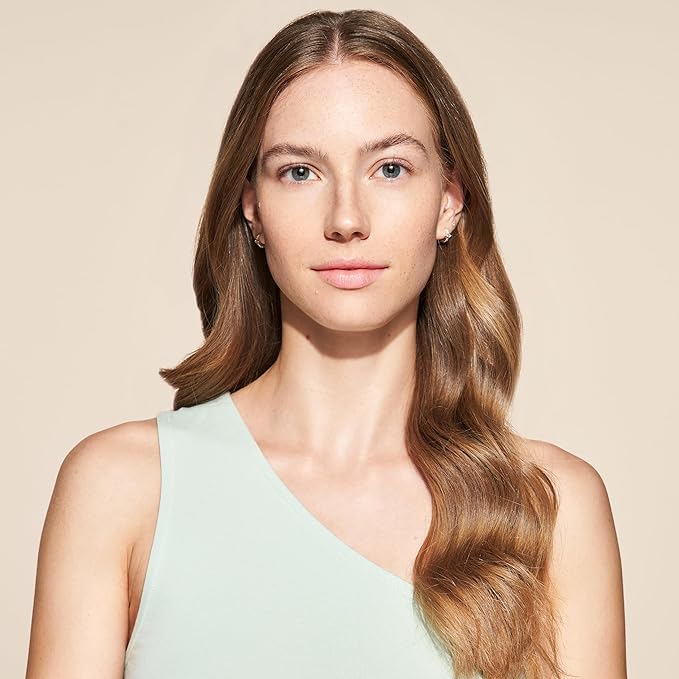 Catrice | HD Foundation 30 & The Hydrator Plump & Fresh Primer Bundle | Full Coverage Makeup | Vegan & Cruelty Free