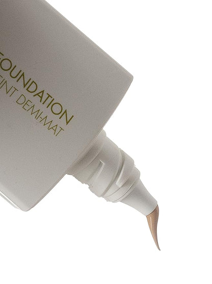 UNE Skin Matt Foundation - M11