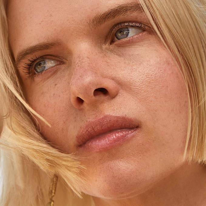 ILIA - Balmy Gloss Tinted Lip Oil | Smoothing Lip Color, Never Sticky | Hydrate, Plump + Moisturize with Hyaluronic Acid | Vegan, Cruelty + Gluten-Free (Petals, 0.14 fl oz | 4.3 ml)