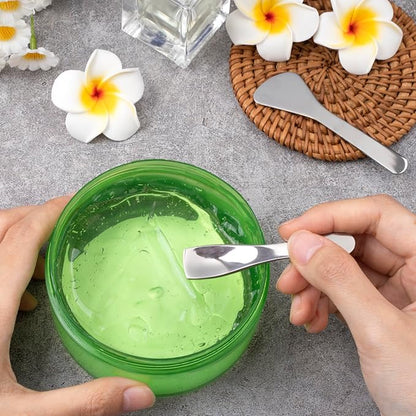 2pcs Mini Metal Makeup Spatula, Reusable Cosmetic Cream Spatulas Spoon, Skincare Scoop Applicator Facial Massage Beauty Tools for Mixing and Sampling Face Eye Cream- Silver