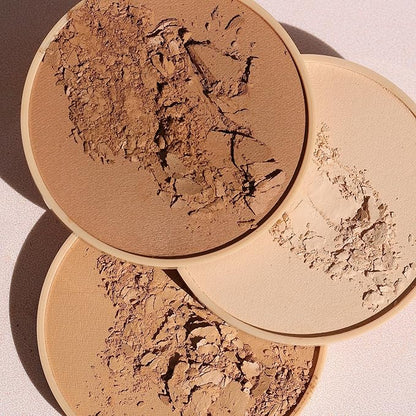 Wander Beauty Wanderlust Powder Foundation - Rich - Blurs and Evens Skin Tone - Perfects and Hydrates With Hyaluronic Acid, Aloe, Honeysuckle, & Vitamin E - Lightweight, Buildable Coverage - 0.31 oz