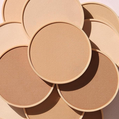 Wander Beauty Wanderlust Powder Foundation - Rich - Blurs and Evens Skin Tone - Perfects and Hydrates With Hyaluronic Acid, Aloe, Honeysuckle, & Vitamin E - Lightweight, Buildable Coverage - 0.31 oz